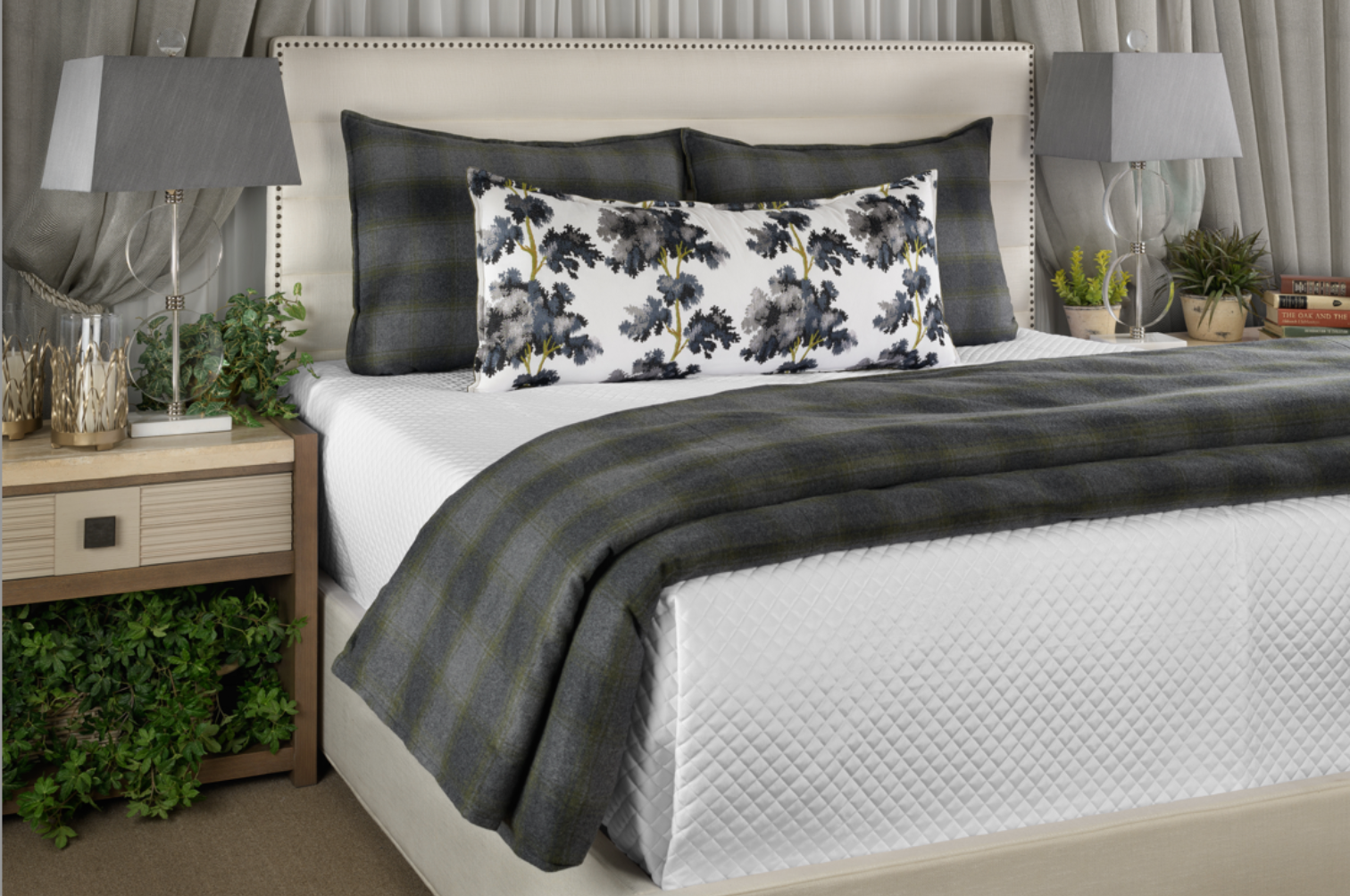 Murphy Loden Duvet Set - K&R Interiors