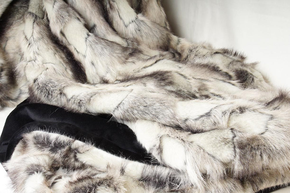 Faux Fur Throw - K&R Interiors