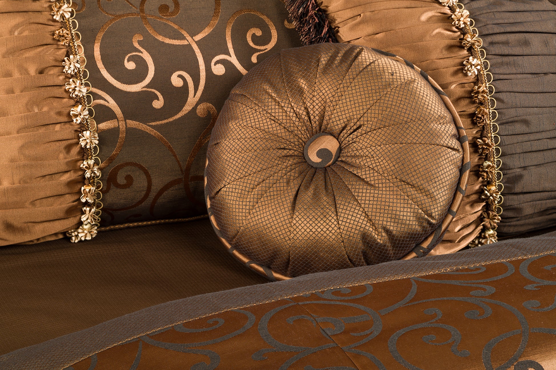 Mia Cal King/King Duvet Set - K&R Interiors