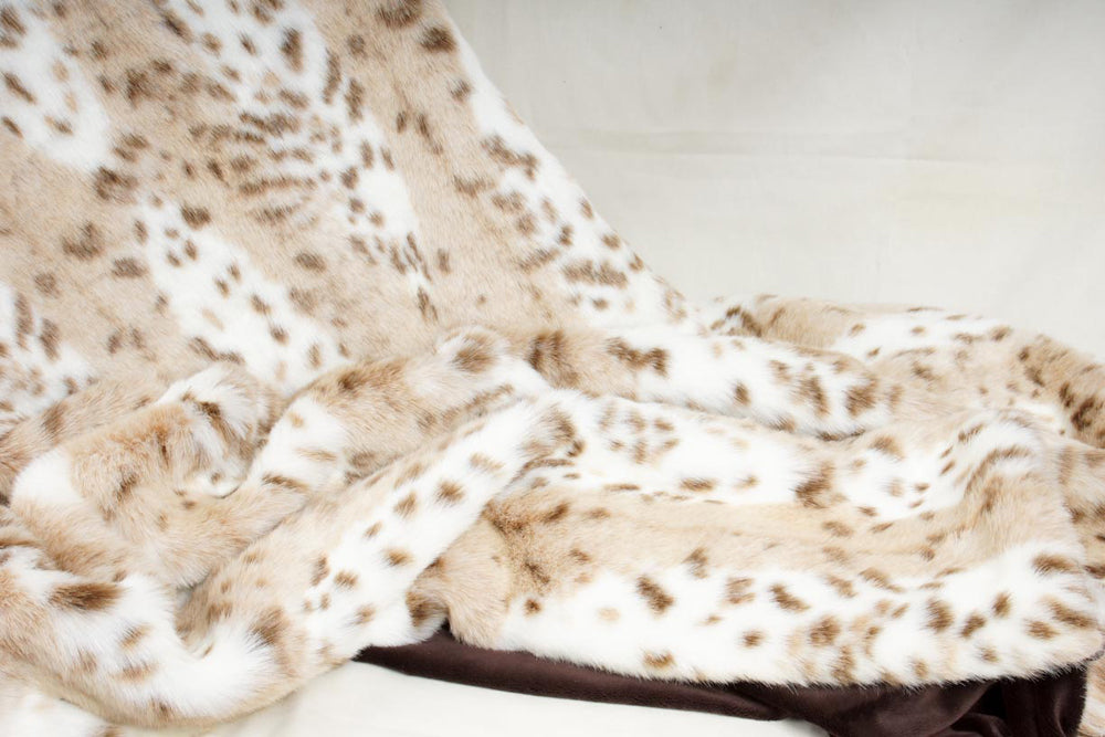 Faux Fur Throw - K&R Interiors