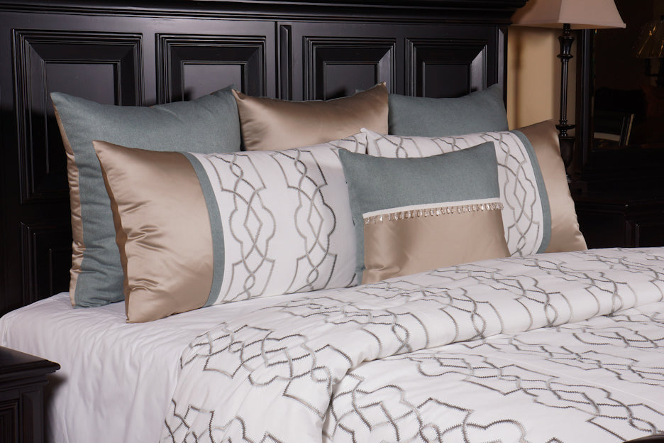 Briene King/Cal King Duvet Set - K&R Interiors