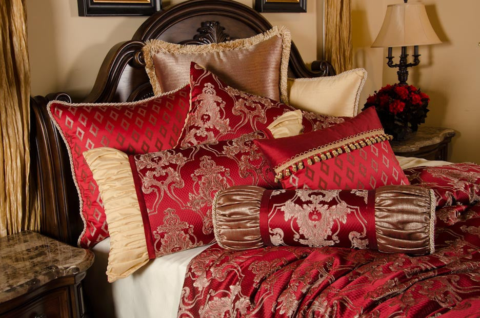 Vivian King/ Cal King Coverlet Set - K&R Interiors