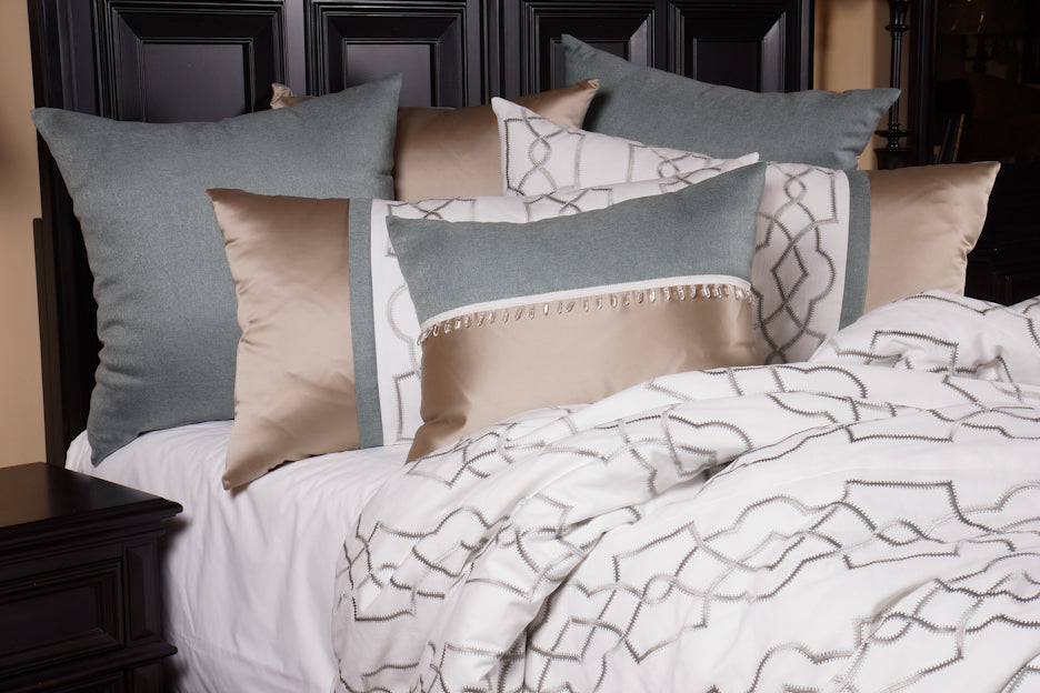 Briene King/Cal King Duvet Set - K&R Interiors